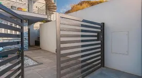Lobart House - Image 3