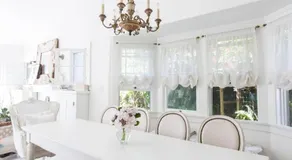 Elegant White Cottage, Venice Beach, California - Image 3