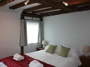 The Greyhound Inn - Image 3