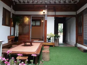 Korean Traditional House - Pungkyung - Image 3