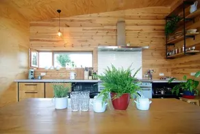 Freelodge - City & Nature - Image 1