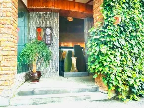 Joy Tothe Hotel - Image 5