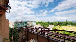 Victoria Design Stays - Premium Apartment Ohrada - Image 5