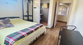 Apple Cherry Pine Green Homestay - Image 2