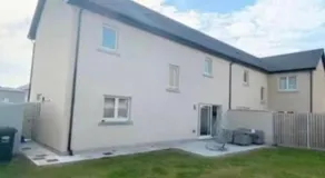 Luxury Home Newbridge - Sleeps 6 - Image 5