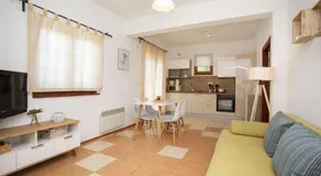 Holiday Home Deborah with Private Pool - Image 2