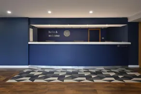 Travelodge Oxford Peartree - Image 3