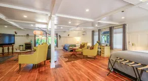 Cedar Gables Inn - Image 3