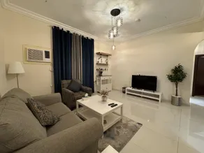 modern & comfy - 301 - Image 2