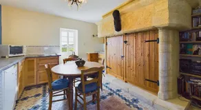 Tower Apartment Sarlat - Image 3
