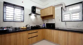 Castle JP Service Apartments - Image 3