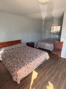 El Muir Motel - Image 5