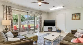 HOT Spot Near Cajun Dome and Moncus Park Sleeps 8 - Image 2
