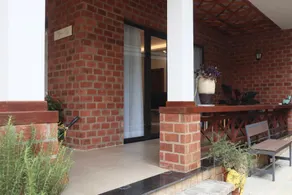 Hoang Loc Villa Hotel - Image 4