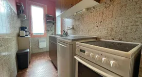 4PA44 appartement avec piscine et parking - Image 4