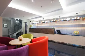 Solace Hotel - Image 2