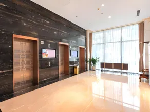 Rayfont Hotel & Apartment Chengdu - Image 2