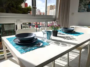 Wohnung mit Pool und Garten | Stadtblick - Image 5