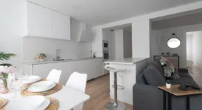 Lujoso apartamento entre 2 playas con garaje, wifi - Image 5