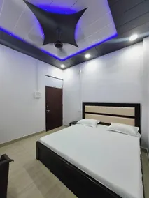 Hotel O Shiva & Restaurant - Image 5