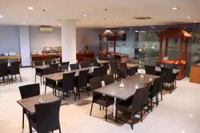 Azza Hotel Palembang - Image 3