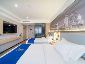 Super 8 Hotel Urumqi Daximen - Image 5