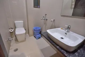 Hotel Alankar Palace - Image 2