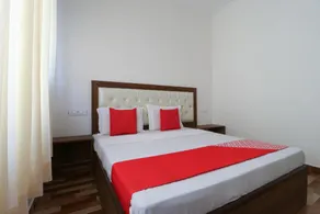 OYO 64004 Hotel Kartar - Image 4