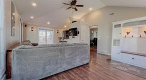 3Bed 2Bath Outdoor Oasis, Fenced Yard, HOT TUB! - Image 3