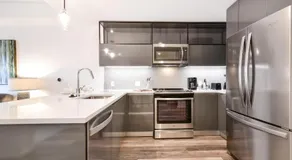 Global Luxury Suites in South End - Image 5