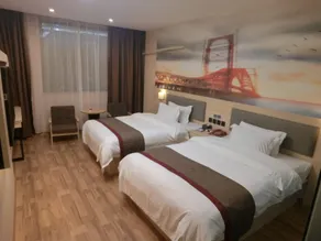 Thank Inn Plus Hotel Guangxi Liuzhou Donghuan Road Hualinjundi - Image 3