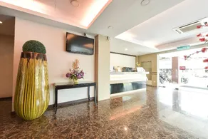 Grand CT Hotel - Image 2