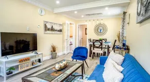 2 Bedroom house in East-York - Image 2