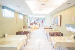 亞歷山大汽車旅館 - Image 4