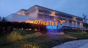 Athlete's House - Image 4