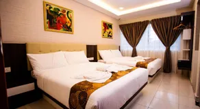 Louis Hotel - Image 2