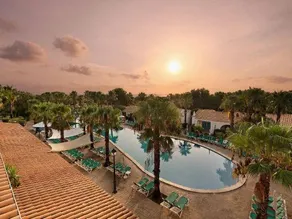 Hotel Moon Dreams Marina Parc - Image 2