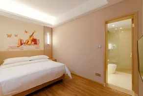 Vienna Hotel Yunnan Dali Ancient City Scenic Spot - Image 4