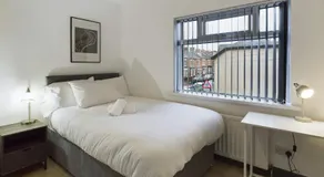 2BR Near bustling Lisburn Road - Image 2