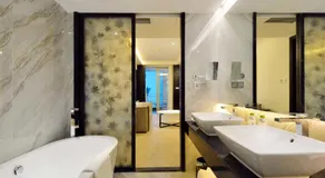 Palace Resort Yalong Bay Sanya - Image 2
