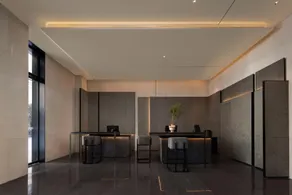 Atour Hotel Wuhan Hankou Financial Centre - Image 3
