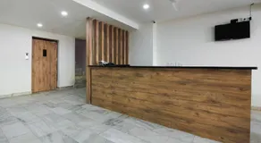 Capital O Sri Suprabhat Grand Near Kachiguda Railway Station - Image 3