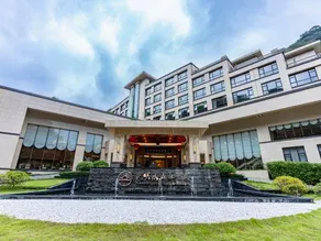 Tianmingshan Spa & Resort - Image 5
