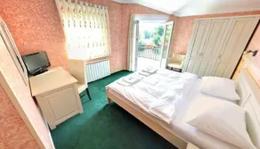 Motel Most - Image 2