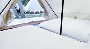 Touching camping  - Image 5