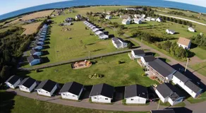 Cavendish Bosom Buddies Cottage Resort - Image 4