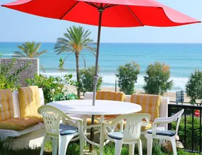 HERMOSA CASA DE VACACIONES A 75 METROS DEL MAR - Image 3