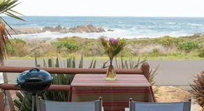 La Mer Seafront Selfcatering Accommodation Kleinmond - Image 3