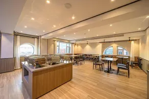 Hanting Hotel Changchun Chongqing Road Vivid City - Image 5
