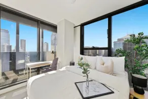 Modern 2BR on Collins Skyline Views & Parking - Image 2